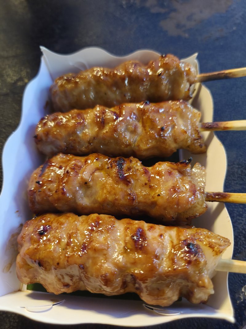 Moo Ping na brasa